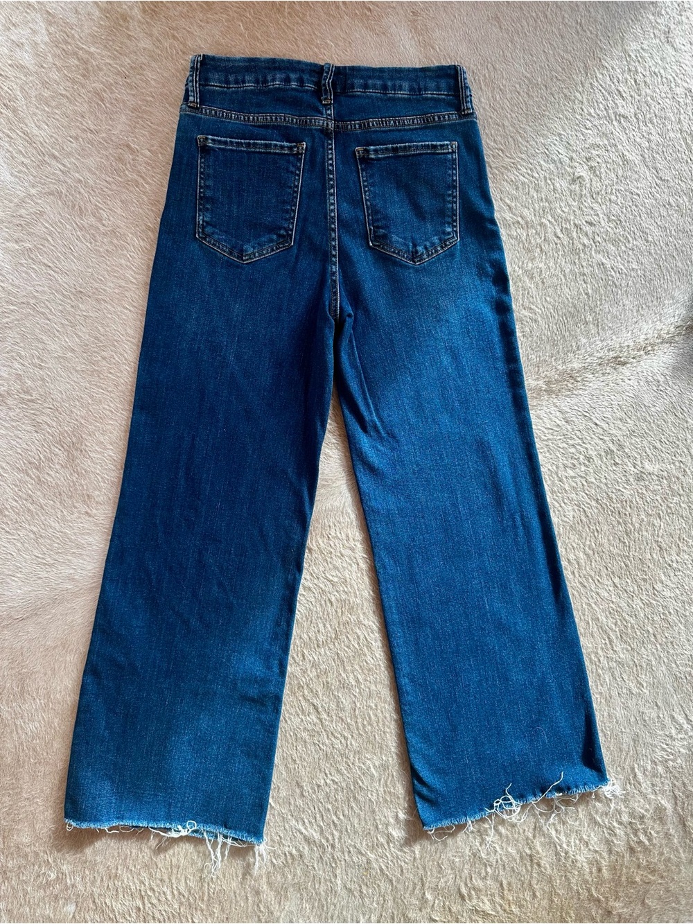 Kut from the Kloth MEG Fab Ab Blue Cropped Straight Jeans raw hem - Picture 4 of 10